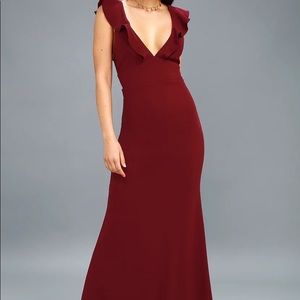 Lulus burgundy maxi dress